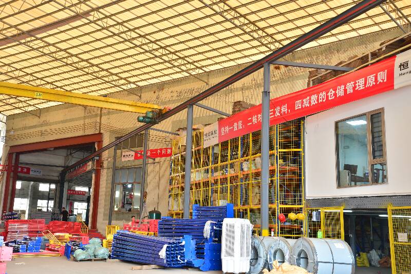 搭建二层阁楼货架平台的厂家车间